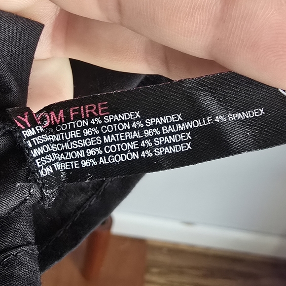 Anthropologie New Black White Colorblock Micro Beach Shorts Womens Size Small - Picture 10 of 11